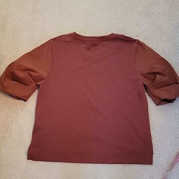 Athleta short sleeve rust color lightweight sweatshirt - Picture 6 of 6